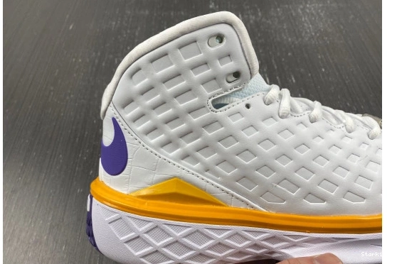 Kobe   MVP Nike 3 318695-151 SL 1015